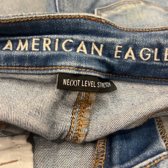 AMERICAN EAGLE Next Level Refuge High Rise Criss Cross Denim Shorts Size… - Picture 4 of 7